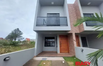 Excelente casa 3 dormitório(s) em praia do sonho (ens brito) - palhoça