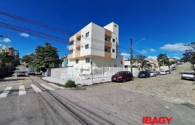 Excelente apartamento 1 dormitório(s) em capoeiras - florianópolis