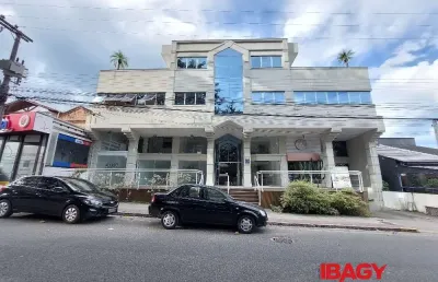 Oportunidade! loja em lagoa da conceição - florianópolis