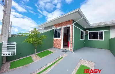 Excelente casa 2 dormitório(s) em bela vista - palhoça