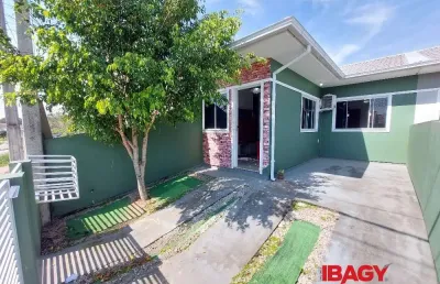 Excelente casa 2 dormitório(s) em bela vista - palhoça