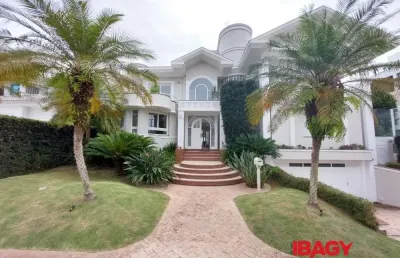 Excelente casa 6 dormitório(s) em jurerê internacional - florianópolis