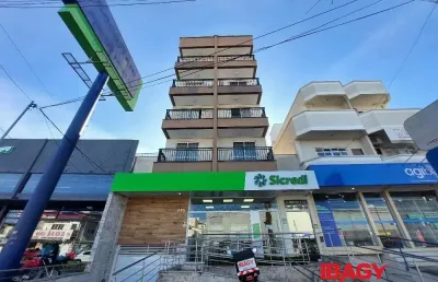 Excelente apartamento 2 dormitório(s) em barreiros - são josé