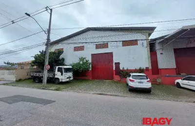 Barracão / Galpão / Depósito para alugar na Rua Nossa Senhora de Guadalupe, 685, Serraria, São José