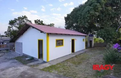 Excelente casa 3 dormitório(s) em ingleses do rio vermelho - florianópolis