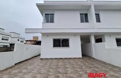 Excelente casa 3 dormitório(s) em campeche - florianópolis