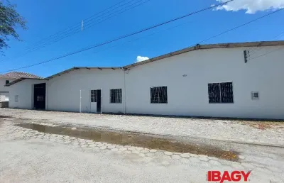 Barracão / Galpão / Depósito para alugar na Rua Raulino Steinmetz, 200, Centro, Palhoça