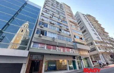 Excelente kitnet 1 dormitório(s) em centro - florianópolis