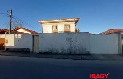 Excelente apartamento 1 dormitório(s) em campeche - florianópolis