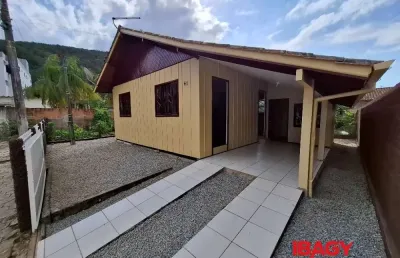 Excelente casa 2 dormitório(s) em alto aririu - palhoça