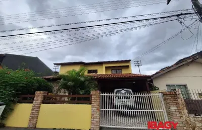 Excelente apartamento 2 dormitório(s) em ribeirão da ilha - florianópolis