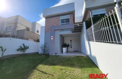 Excelente casa 3 dormitório(s) em campeche - florianópolis