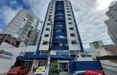 Excelente apartamento 3 dormitório(s) em centro - florianópolis