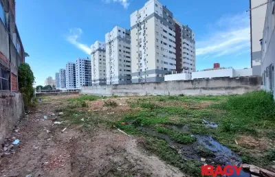 Terreno comercial para alugar na Rua Fagundes Varela, 1397, Areias, São José