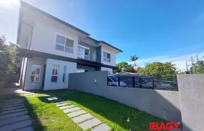 Excelente casa 3 dormitório(s) em campeche - florianopolis