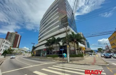 Oportunidade! salas/conjuntos em estreito - florianópolis