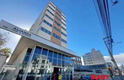 Excelente apartamento 1 dormitório(s) em estreito - florianópolis