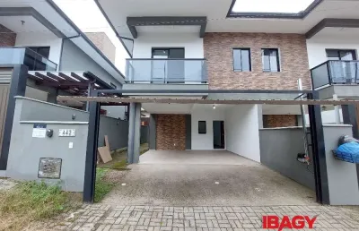 Excelente casa 2 dormitório(s) em campeche - florianópolis