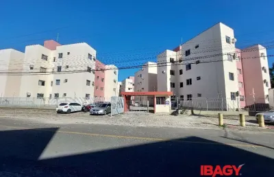 Excelente apartamento 2 dormitório(s) em barreiros - são josé