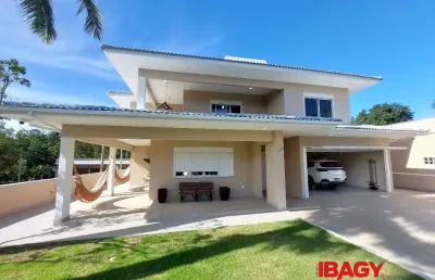 Excelente casa 4 dormitório(s) em alto arroio - imbituba