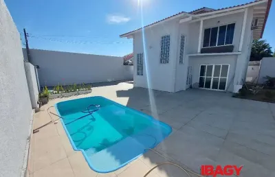 Excelente casa 4 dormitório(s) em pacheco - palhoça