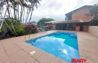 Excelente apartamento 1 dormitório(s) em carvoeira - florianopolis