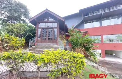 Ponto comercial para alugar na Rua Capitão Romualdo de Barros, 721, Carvoeira, Florianópolis