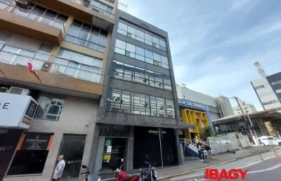 Excelente studio 1 dormitório(s) em centro - florianópolis