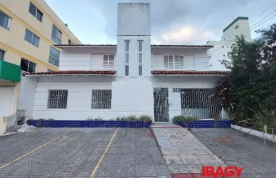 Casa comercial para alugar na Rua Presidente Gama Rosa, 311, Trindade, Florianópolis