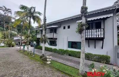 Casa comercial para alugar na Rua Capitão Romualdo de Barros, 703, Carvoeira, Florianópolis