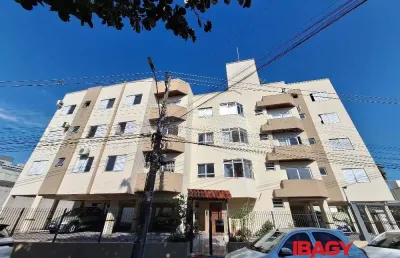 Excelente apartamento 2 dormitório(s) em estreito - florianópolis