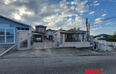 Excelente kitnet 1 dormitório(s) em potecas - são josé
