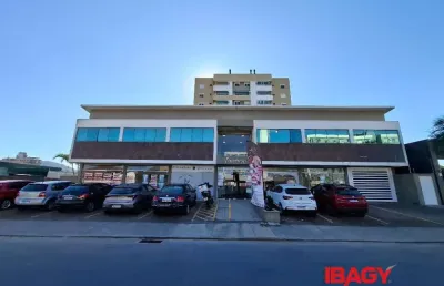 Ponto comercial para alugar na Rua Domingos Coelho, 796, Praia João Rosa, Biguaçu