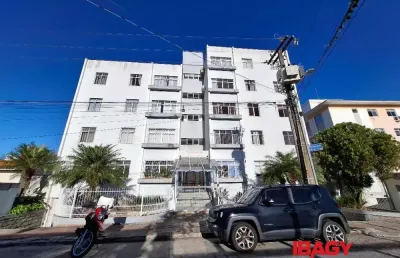 Excelente apartamento 2 dormitório(s) em estreito - florianópolis