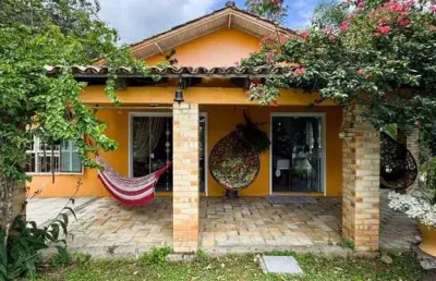 Excelente casa 3 dormitório(s) em sambaqui - florianópolis