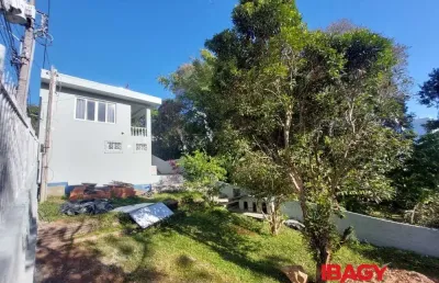 Excelente casa 4 dormitório(s) em pantanal - florianopolis