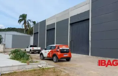 Barracão / Galpão / Depósito para alugar na Rodovia Francisco Magno Vieira, 5066, Campeche, Florianópolis