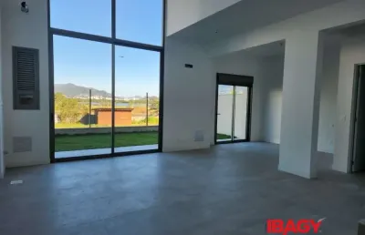 Excelente loft 1 dormitório(s) em joão paulo - florianópolis
