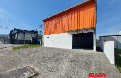 Barracão / Galpão / Depósito para alugar na Elza Costa Vieira, 62, Forquilhas, São José
