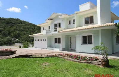 Excelente casa 5 dormitório(s) em ratones - florianópolis