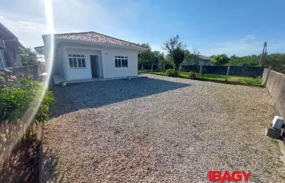 Excelente casa 3 dormitório(s) em aririú da formiga - palhoça