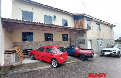 Excelente apartamento 1 dormitório(s) em agronômica - florianópolis