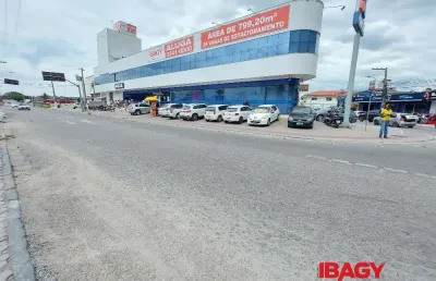 Sala comercial para alugar na Avenida Barão do Rio Branco, 84, Centro, Palhoça