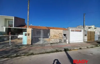Excelente casa 2 dormitório(s) em potecas - são josé
