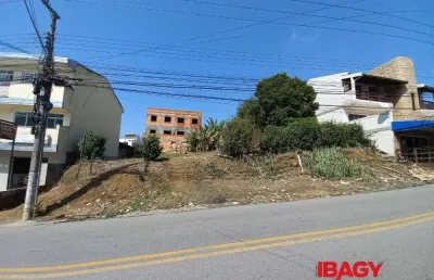 Terreno comercial para alugar na Rua Luiz Fagundes, 96, Picadas do Sul, São José