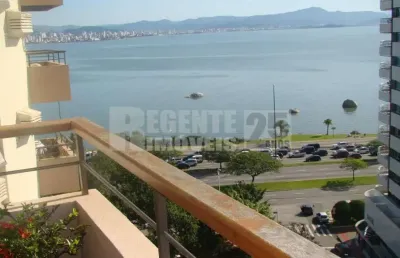Apartamento à venda no bairro agronômica em florianópolis