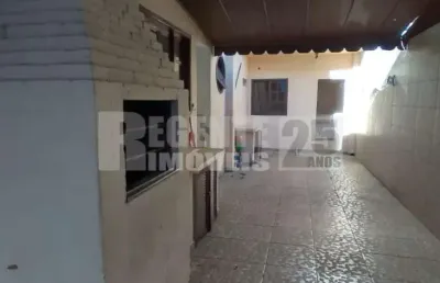 Casa com 3 quartos à venda na Rua Edison Areas, 40, Trindade, Florianópolis