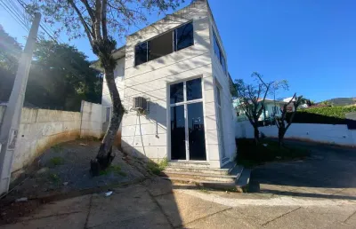Prédio para alugar na Rua Vera Linhares de Andrade, 2020, Córrego Grande, Florianópolis