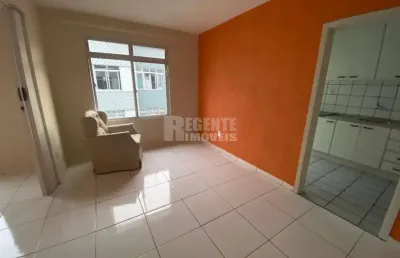 Ótimo apartamento de 3 dormitórios no bairro trindade!