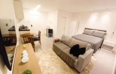 Excelente apartamento recém-construído e mobiliado no bairro estreito!